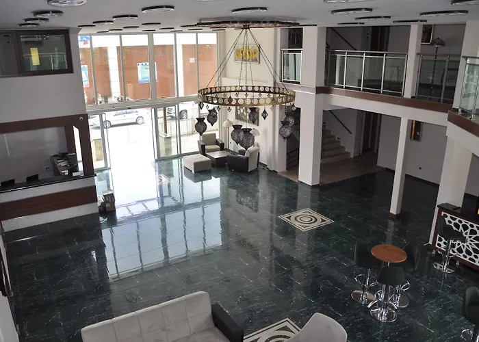 Malahit Exclusive Otel 2*