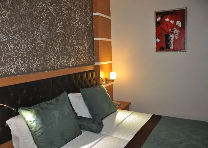 Malahit Exclusive Hotell