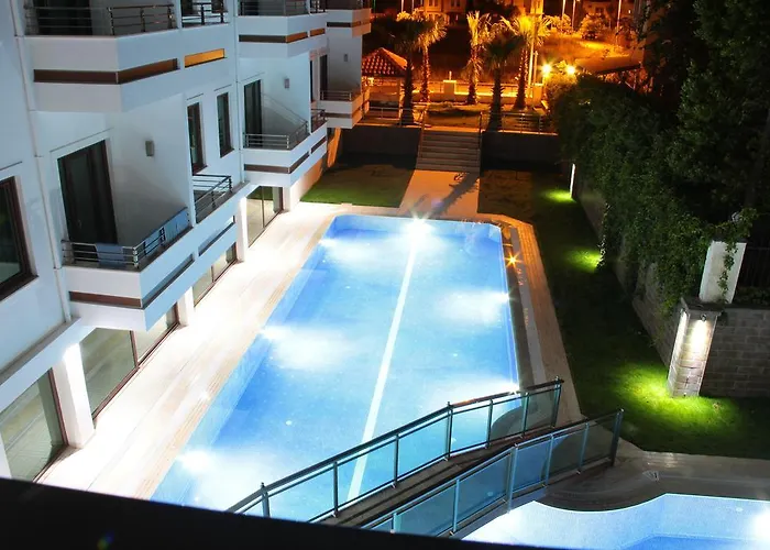 Malahit Exclusive 2*