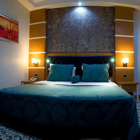 Hotel Malahit Exclusive 2*