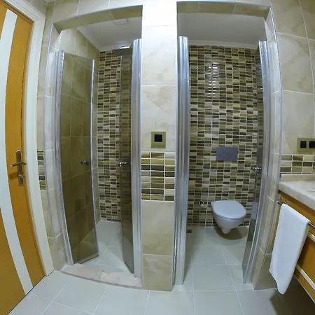 말라히트 익스클루시브 시티 페티예