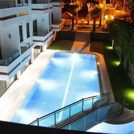 말라히트 익스클루시브 시티 2*