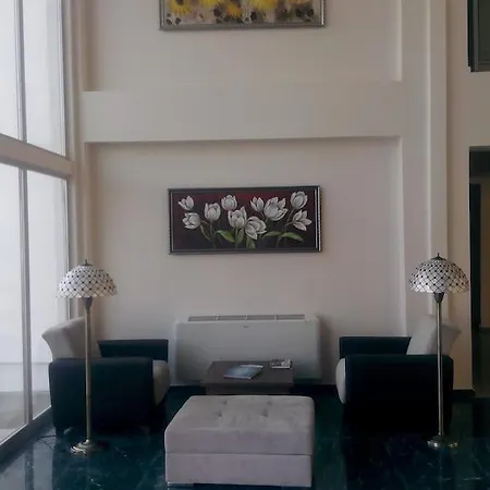 말라히트 익스클루시브 시티 2* 페티예