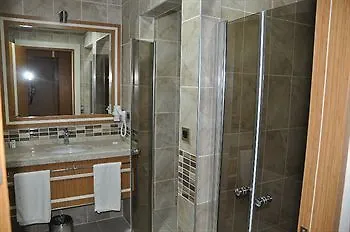Ξενοδοχείο Malahit Exclusive 2*