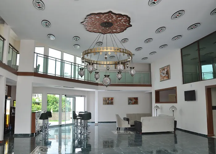 Malahit Exclusive 2*